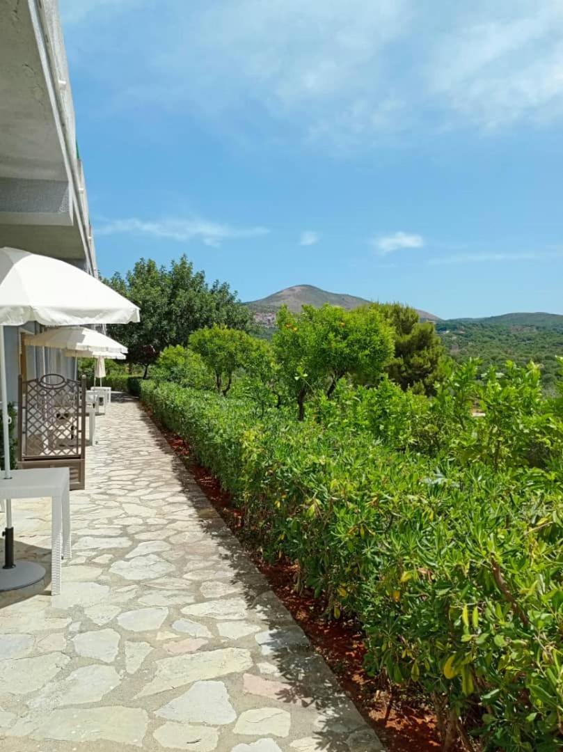 Residence Belvedere Marina di Camerota Buitenkant foto